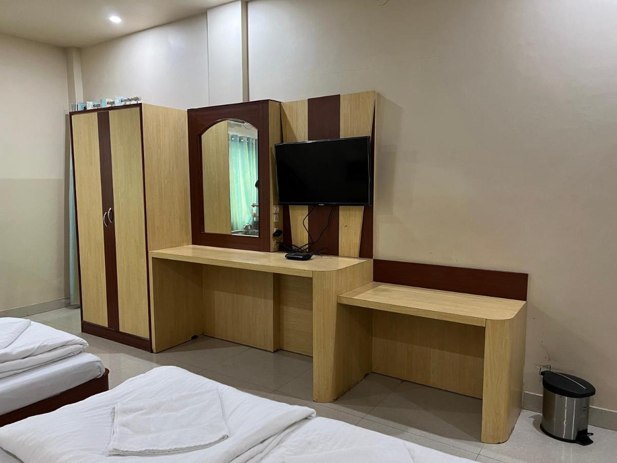 Hotel Lee Garden Near To Blue Flag Beach 500 Mtrs Puri Dış mekan fotoğraf