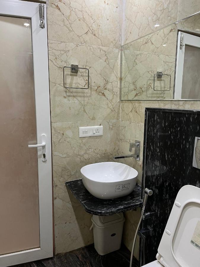 Hotel Lee Garden Near To Blue Flag Beach 500 Mtrs Puri Dış mekan fotoğraf