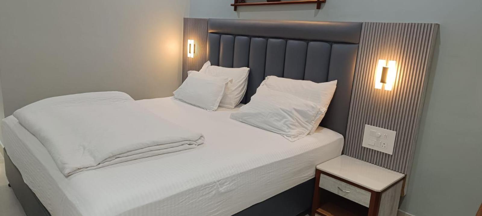 Hotel Lee Garden Near To Blue Flag Beach 500 Mtrs Puri Dış mekan fotoğraf